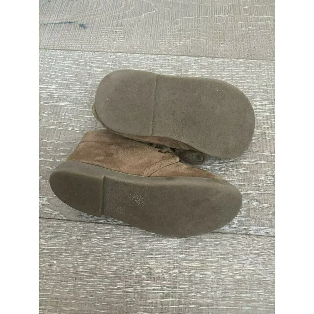 Old Navy Chucka Boots